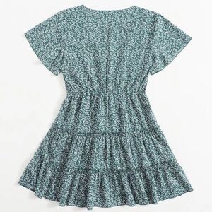 Surplice Neck Frill Trim Ditsy Floral Dress NWOT 💜💜💜👍 👗👗👗💜